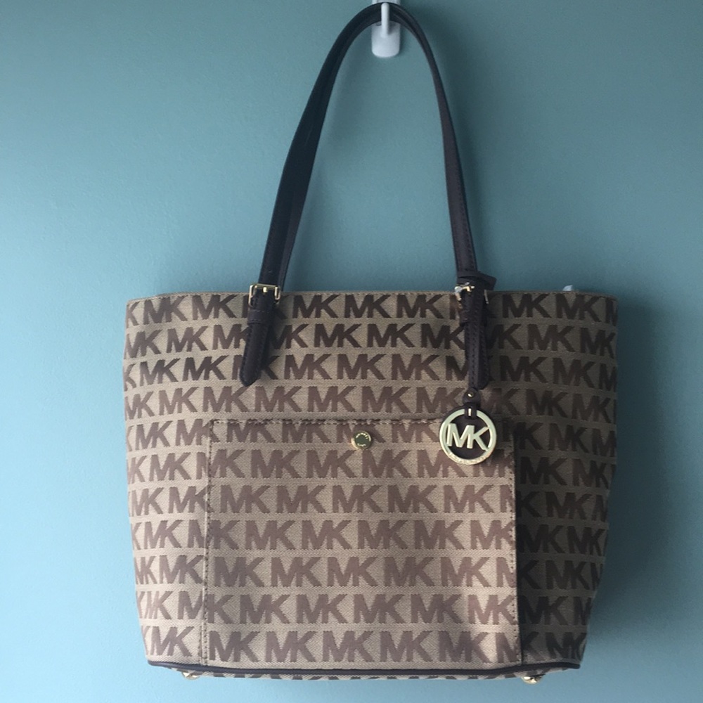🎁 Michael Kors Bag - Gift Ready 🎁